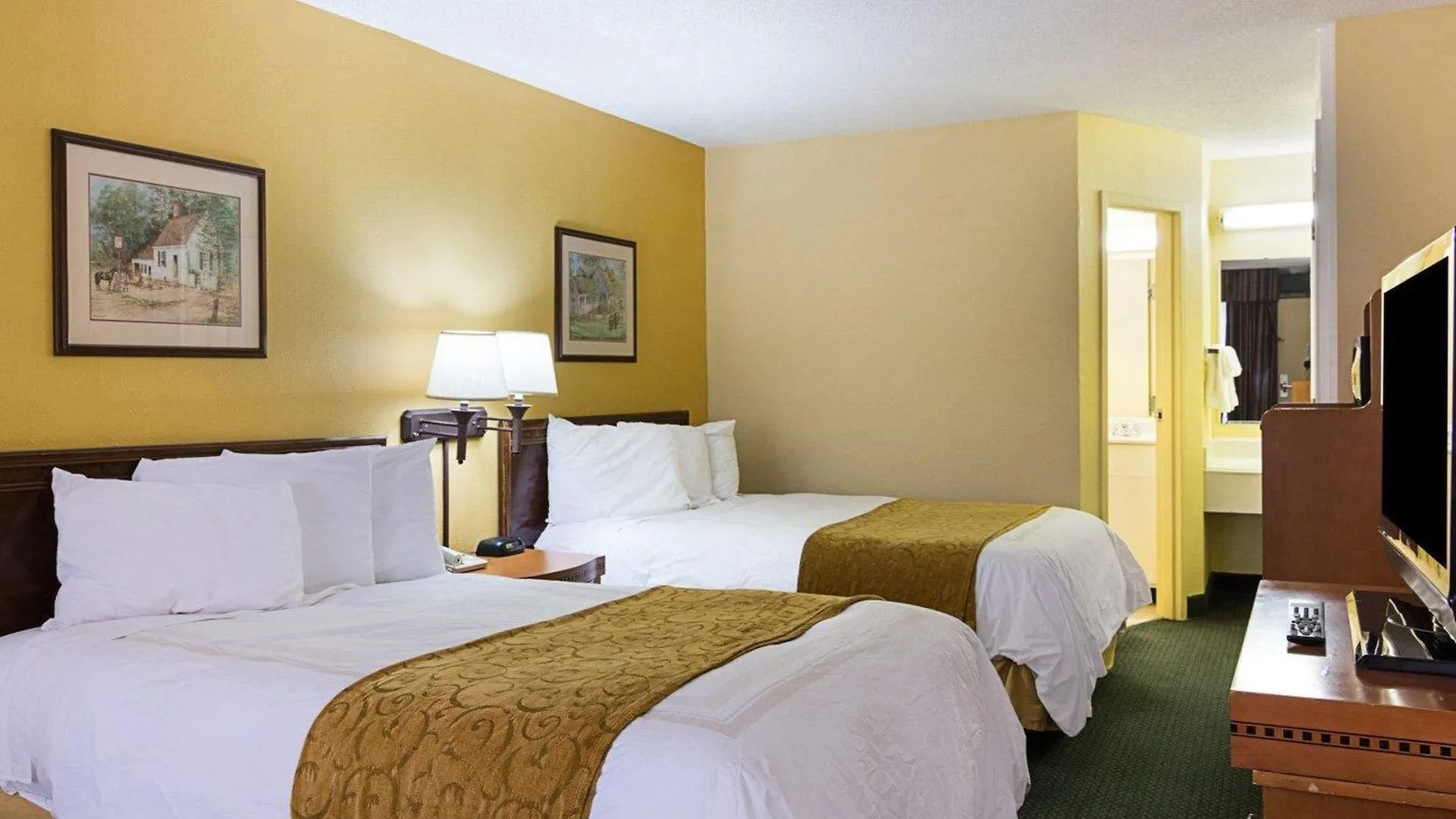 Days Inn & Suites By Wyndham Colonial Williamsburg