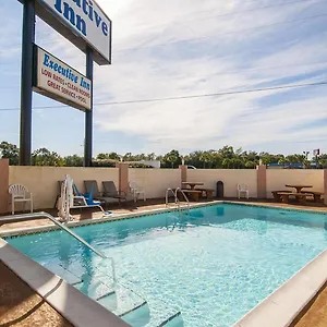 https://executive-inn.hotels-destin.com